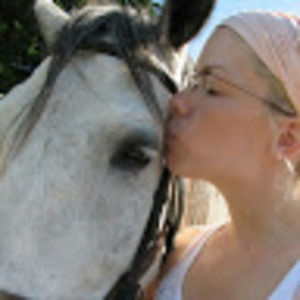 Meet your Posher, Vicky